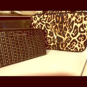 SOLDVictoria’s Secret traveling makeup bags